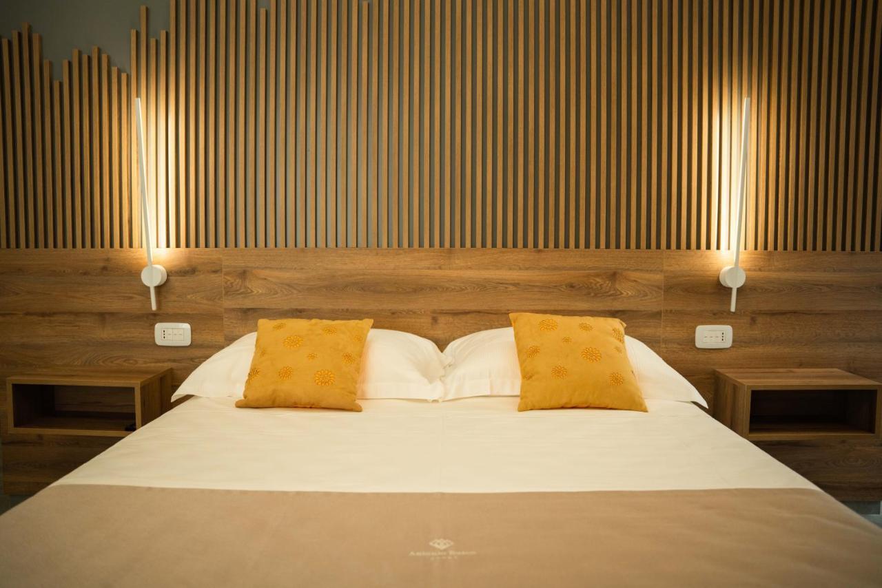 טורי Antonio Busco Rooms מראה חיצוני תמונה
